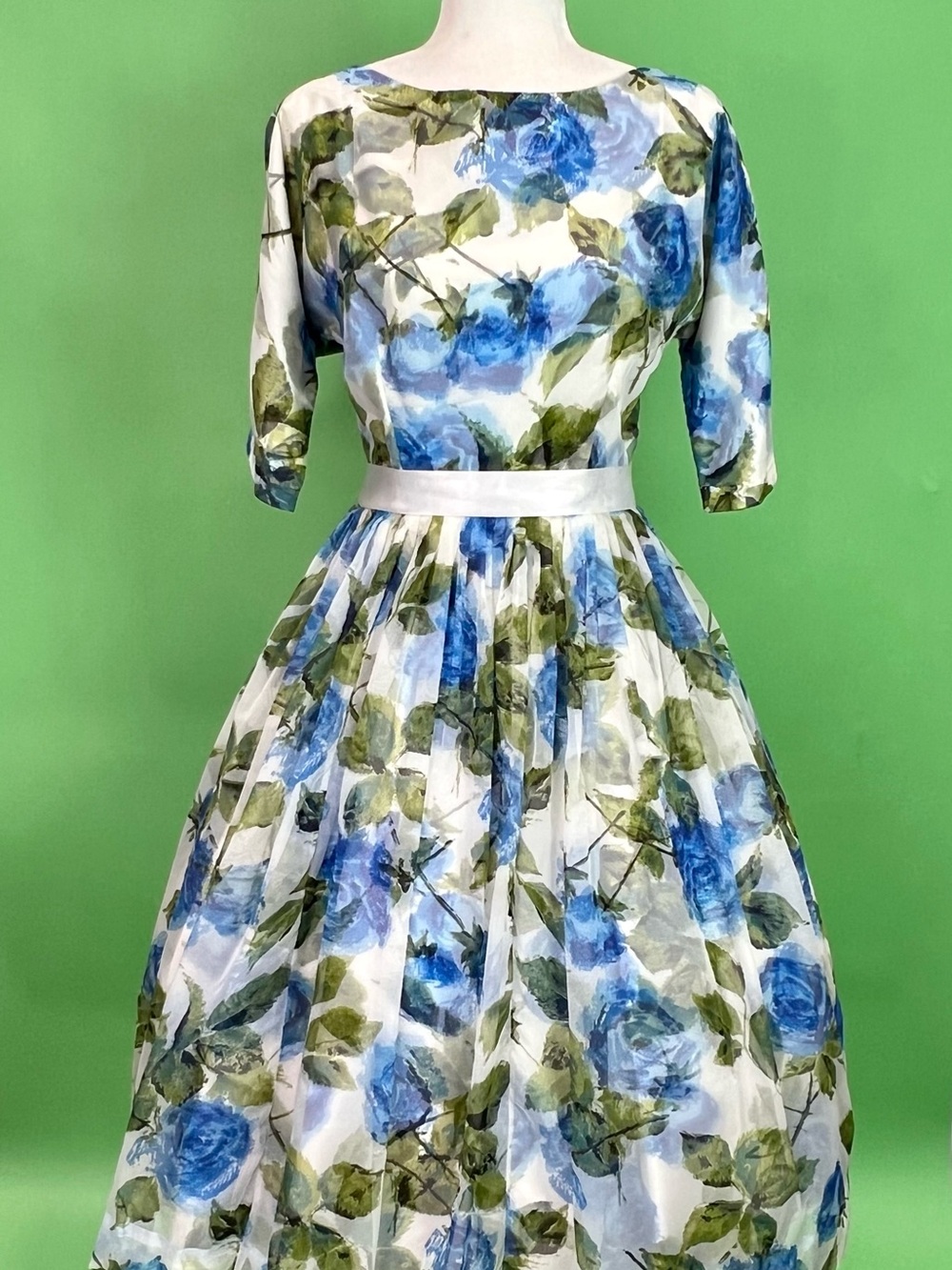 Vintage 50s 60s Blue Roses Floral Chiffon Fit & Flare Party Dress Size M/L